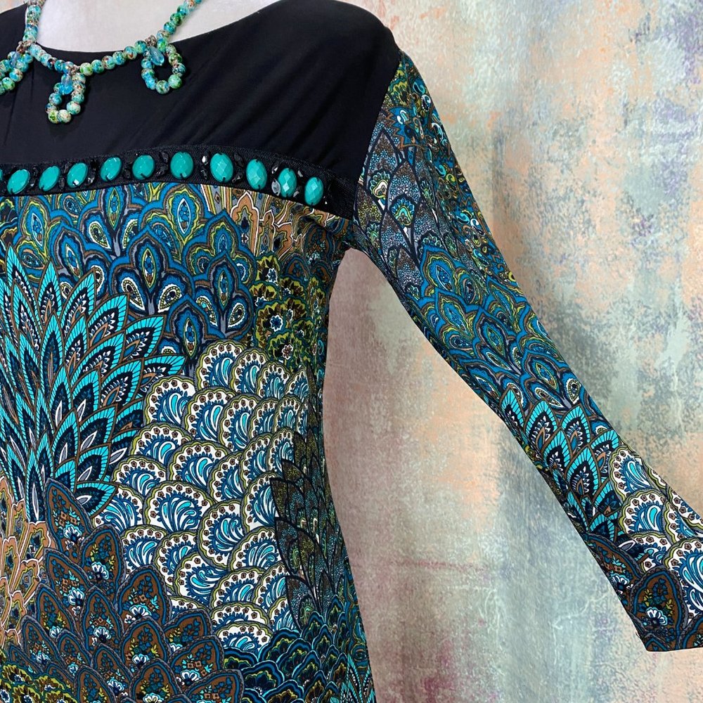 π Gemstones & Peacock Design 70s Style Dress - Picture 4 of 14